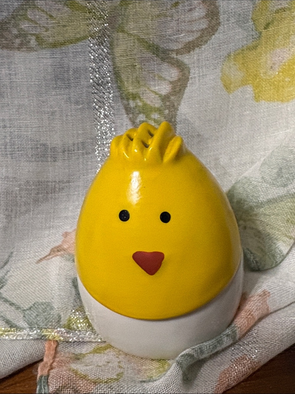 Yellow Chick Egg Salt and pepper Shaker - Cute Ceramic Kitchen Accessory